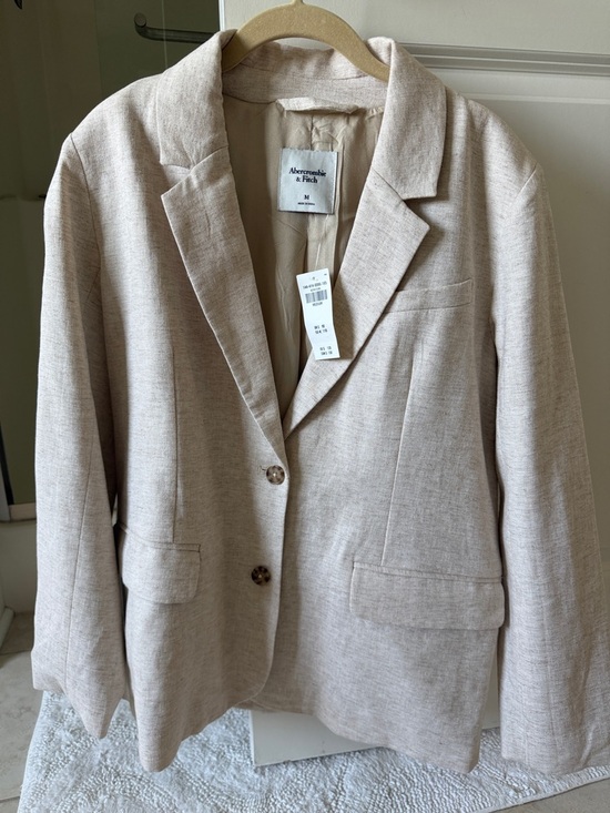 Abercrombie & Fitch Jackets & Blazers - Abercrombie & Fitch Beige Linen-Blend Tailored Blazer Medium